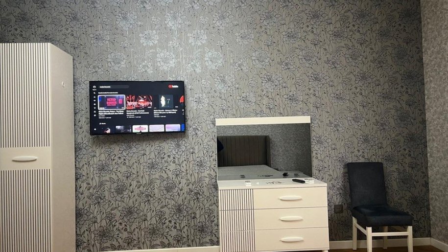 Kirayə verilir 2 otaqlı yeni tikili, 90 m², 28 May m.-8