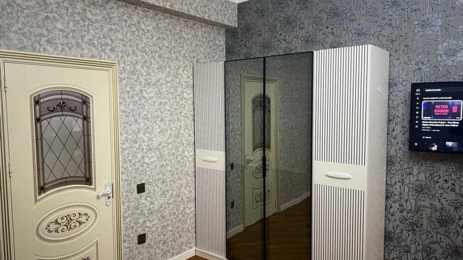 Kirayə verilir 2 otaqlı yeni tikili, 90 m², 28 May m.-15