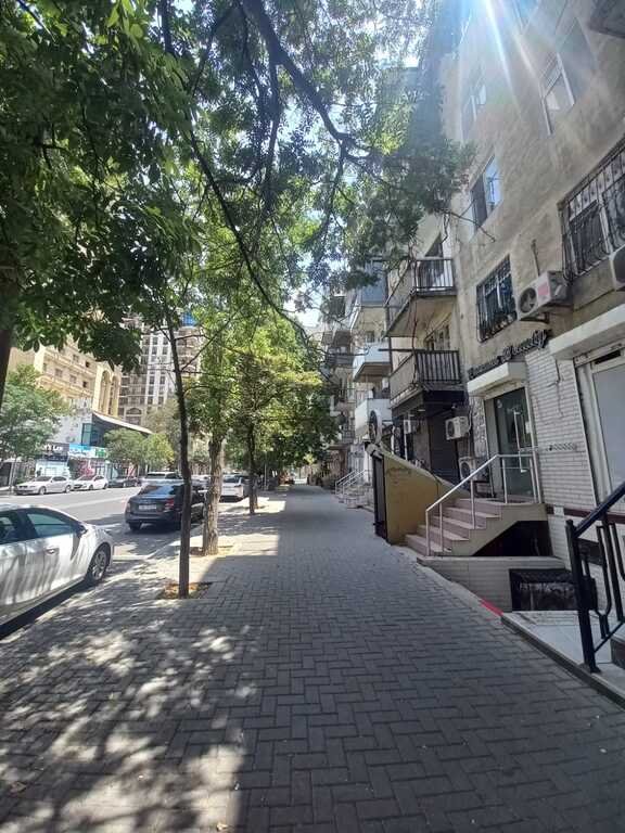 52 kv.m. obyekt icarəyə verilir, Elmlər Akademiyası m.-1