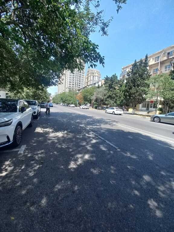 52 kv.m. obyekt icarəyə verilir, Elmlər Akademiyası m.-2