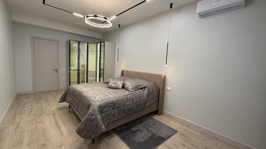 Satılır 4 otaqlı yeni tikili, 180 m², Xətai m.-10