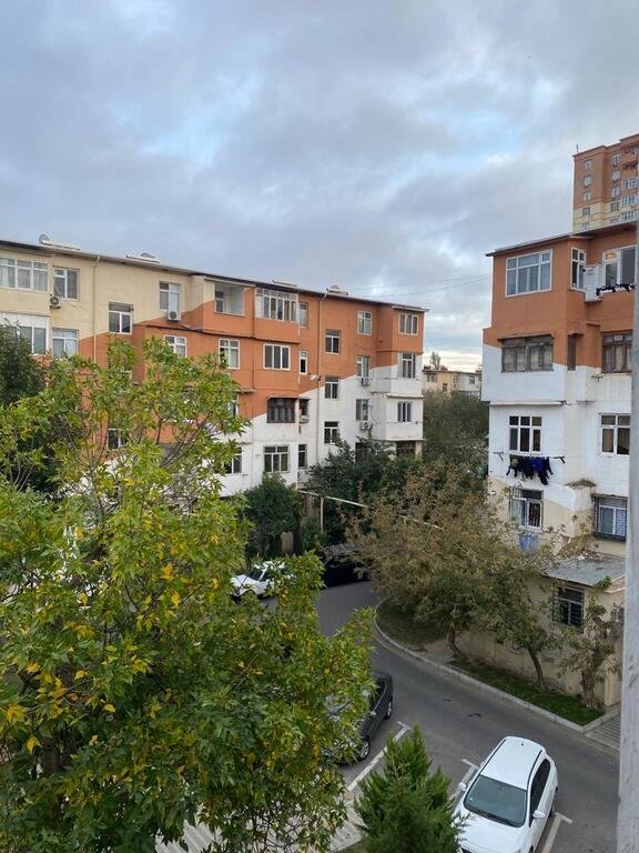 Satılır 2 otaqlı köhnə tikili, 48 m², Memar Əcəmi m.-2