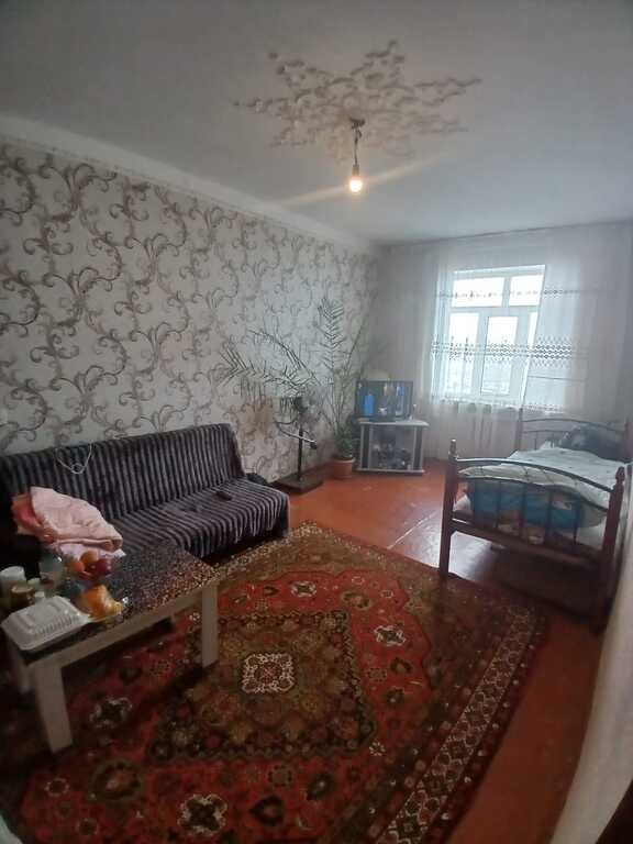 Satılır 2 otaqlı köhnə tikili, 60 m², Massiv D-1