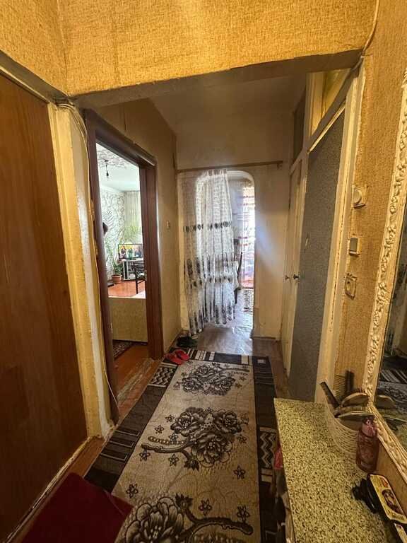 Satılır 2 otaqlı köhnə tikili, 60 m², Massiv D-3