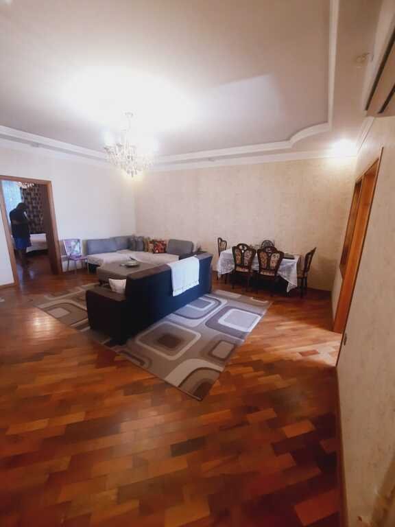 Satılır 3 otaqlı köhnə tikili, 75 m², Nizami m.-2