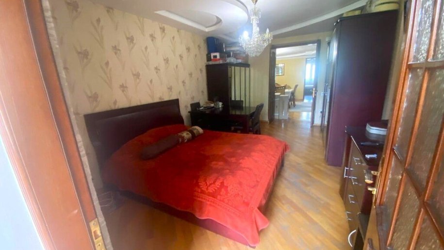 Satılır 4 otaqlı köhnə tikili, 110 m², Nəriman Nərimanov m.-4