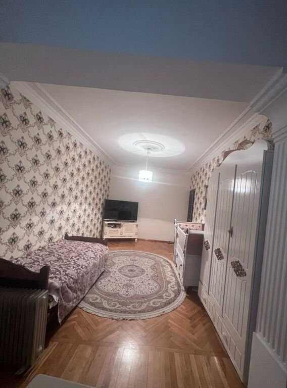 Satılır 4 otaqlı köhnə tikili, 85 m², Azadlıq Prospekti m.-3