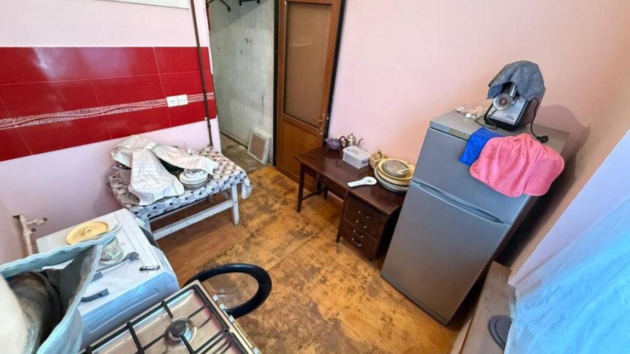 Satılır 2 otaqlı köhnə tikili, 46 m², Badamdar-8