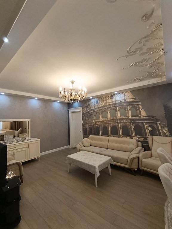 Satılır 3 otaqlı köhnə tikili, 95 m², Neftçilər m.-2