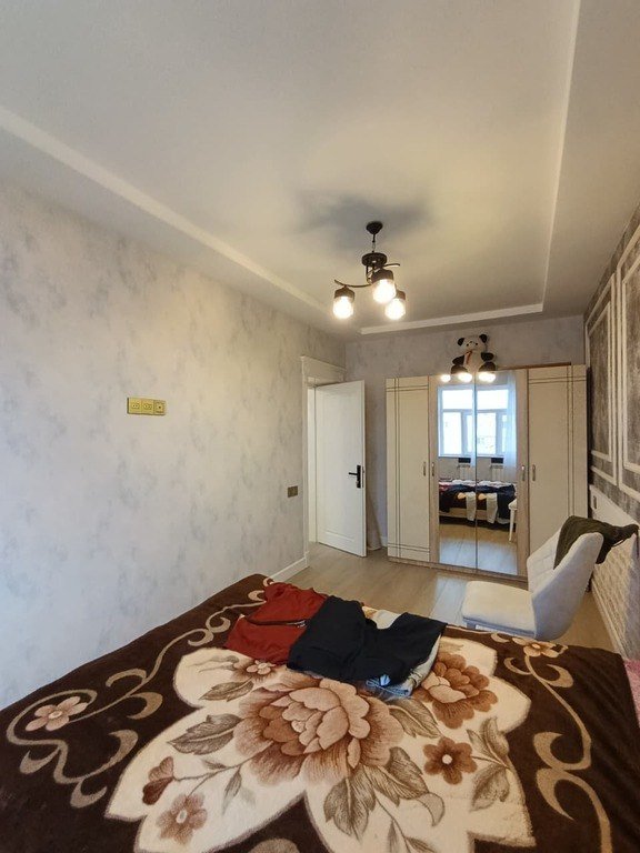 Satılır 3 otaqlı köhnə tikili, 95 m², Neftçilər m.-8