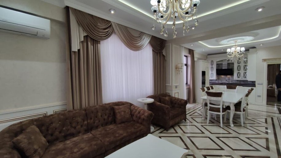 Satılır 4 otaqlı yeni tikili, 153 m², Elmlər Akademiyası m.-3