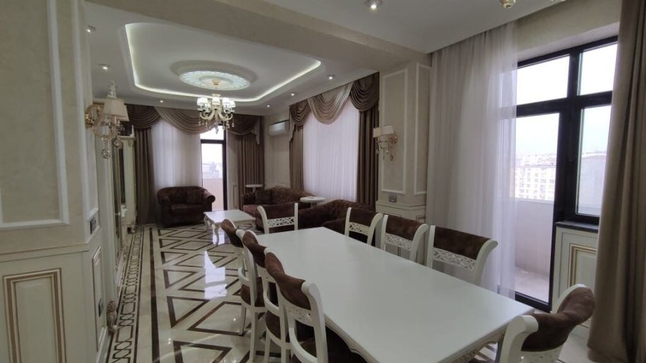 Satılır 4 otaqlı yeni tikili, 153 m², Elmlər Akademiyası m.-4