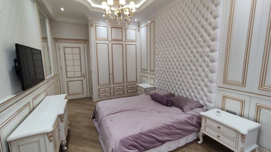 Satılır 4 otaqlı yeni tikili, 153 m², Elmlər Akademiyası m.-14