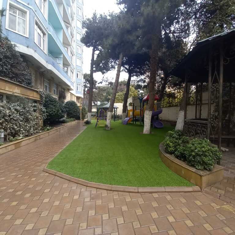 Satılır 4 otaqlı yeni tikili, 230 m², Gənclik m.-8