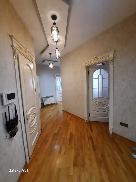 Kirayə verilir 3 otaqlı yeni tikili, 127 m², Nəsimi m.-15
