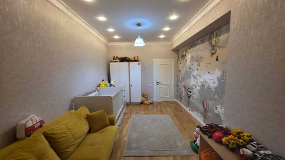 Kirayə verilir 3 otaqlı yeni tikili, 135 m², Elmlər Akademiyası m.-8