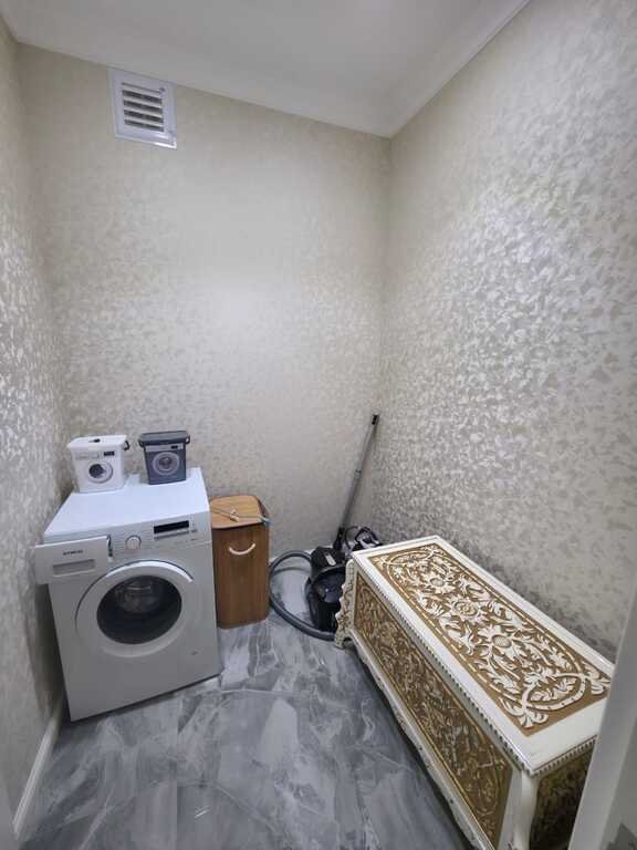 Kirayə verilir 3 otaqlı yeni tikili, 135 m², Elmlər Akademiyası m.-12