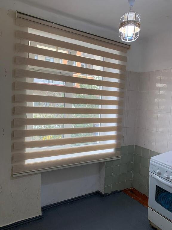 Satılır 2 otaqlı köhnə tikili, 52 m², Qara Qarayev m.-4