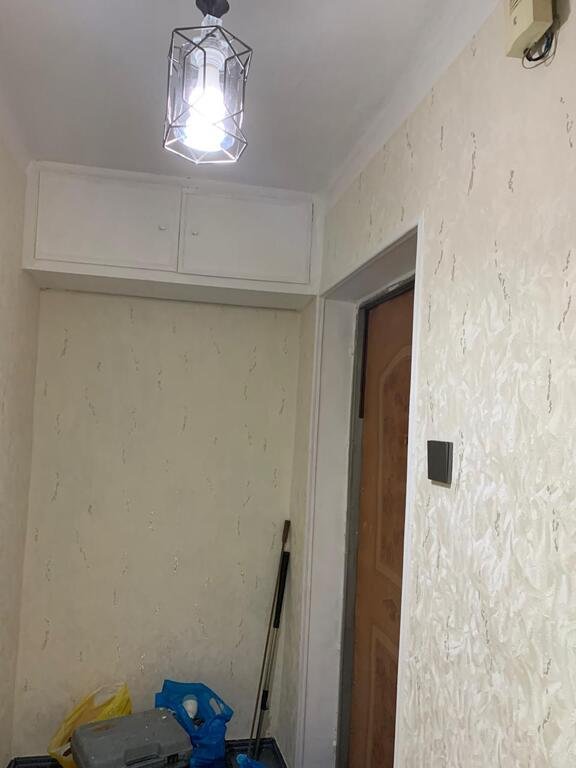 Satılır 2 otaqlı köhnə tikili, 52 m², Qara Qarayev m.-8