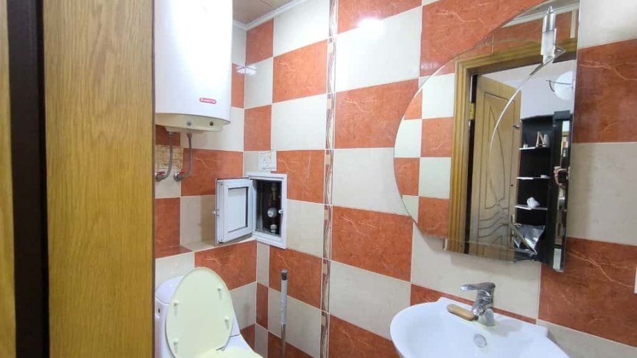 Kirayə verilir 3 otaqlı yeni tikili, 120 m², 28 May m.-16