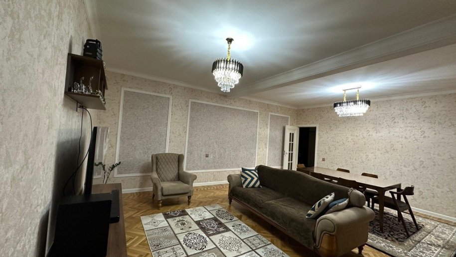 Satılır 5 otaqlı köhnə tikili, 120 m², Həzi Aslanov m.-7