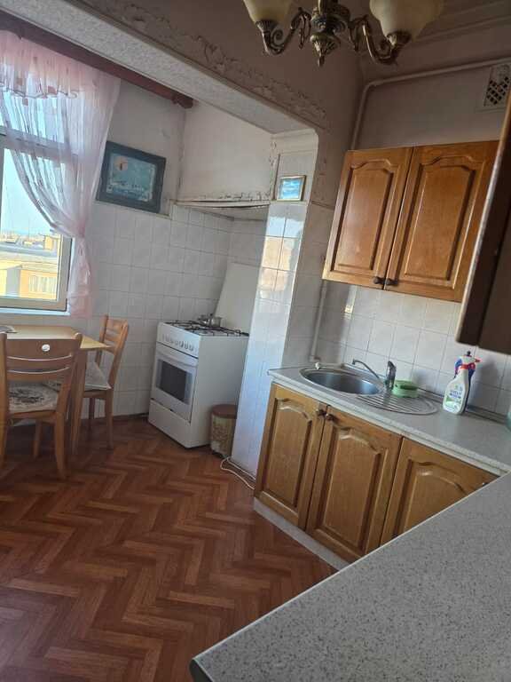 Satılır 4 otaqlı köhnə tikili, 100 m², 9-cu mikrorayon-6