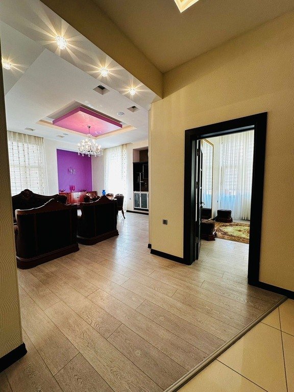 Satılır 3 otaqlı yeni tikili, 130 m², Xətai m.-6