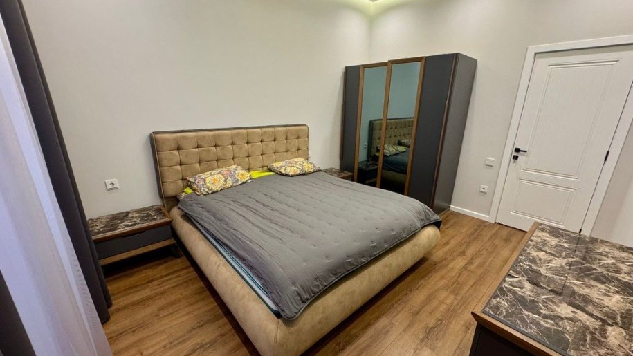 Kirayə verilir 3 otaqlı yeni tikili, 90 m², 28 May m.-17