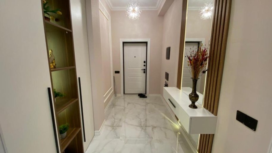 Satılır 3 otaqlı yeni tikili, 105 m², 28 May m.-5
