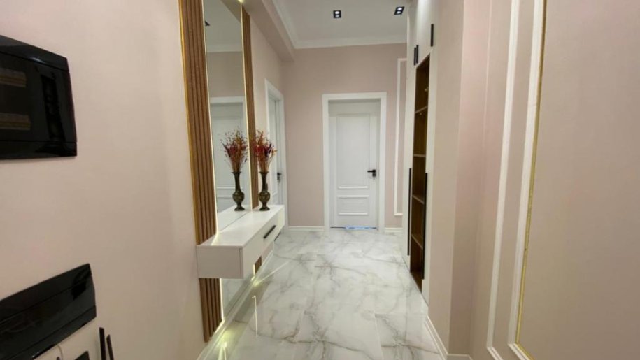 Satılır 3 otaqlı yeni tikili, 105 m², 28 May m.-6