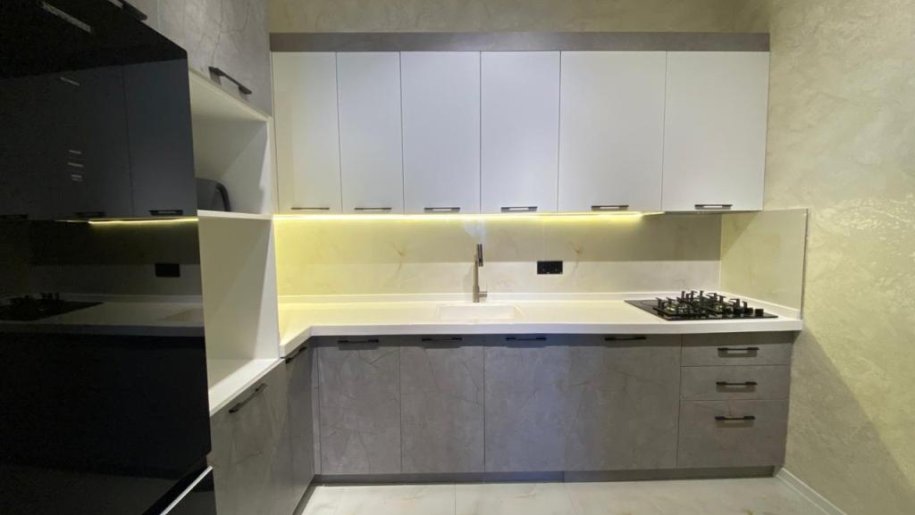 Satılır 3 otaqlı yeni tikili, 105 m², 28 May m.-14