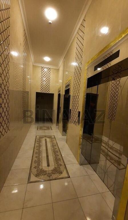 Satılır 4 otaqlı yeni tikili, 230 m², Azadlıq Prospekti m.-7