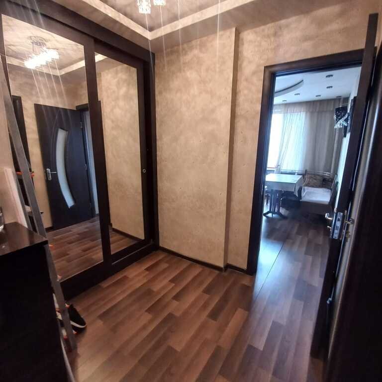 Satılır 2 otaqlı köhnə tikili, 65 m², Memar Əcəmi m.-3