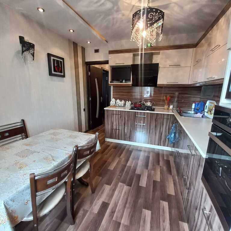 Satılır 2 otaqlı köhnə tikili, 65 m², Memar Əcəmi m.-15