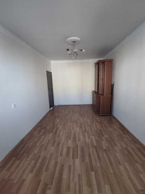 Satılır 2 otaqlı köhnə tikili, 60 m², Əhmədli m.-2