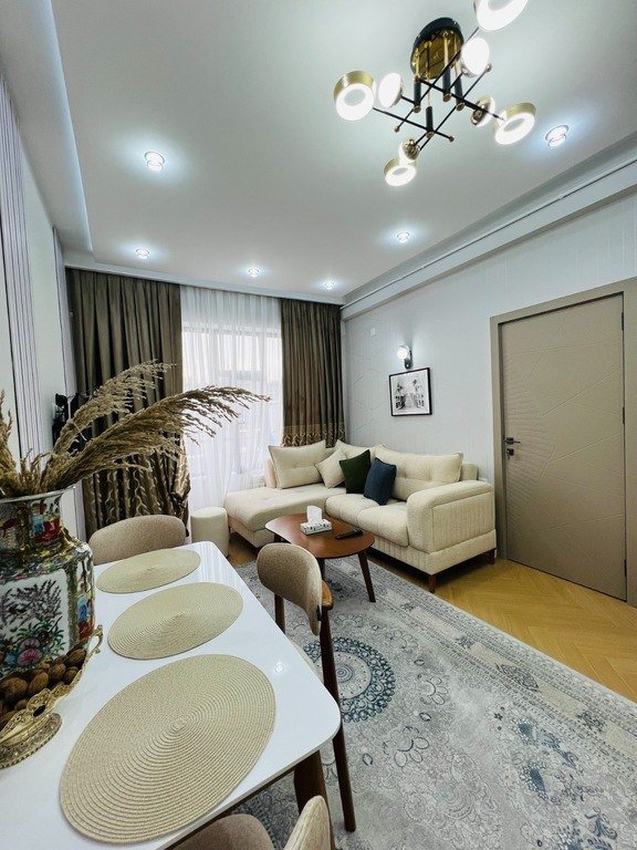 Satılır 2 otaqlı yeni tikili, 60 m², 28 May m.-5