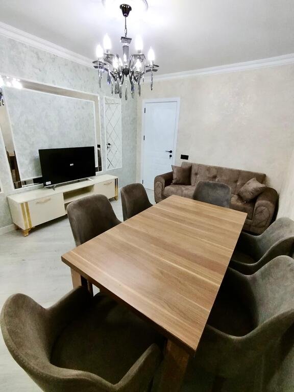 Satılır 3 otaqlı köhnə tikili, 72 m², Gənclik m.-2