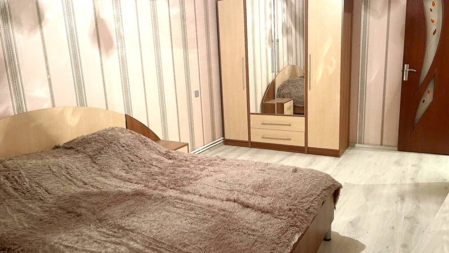 Satılır 3 otaqlı köhnə tikili, 85 m², Nəriman Nərimanov m.-2