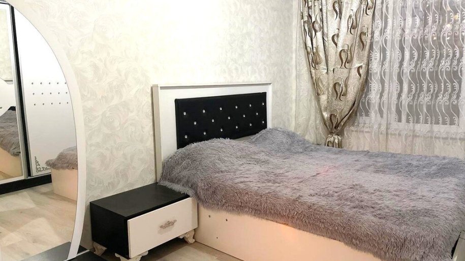 Satılır 3 otaqlı köhnə tikili, 85 m², Nəriman Nərimanov m.-6