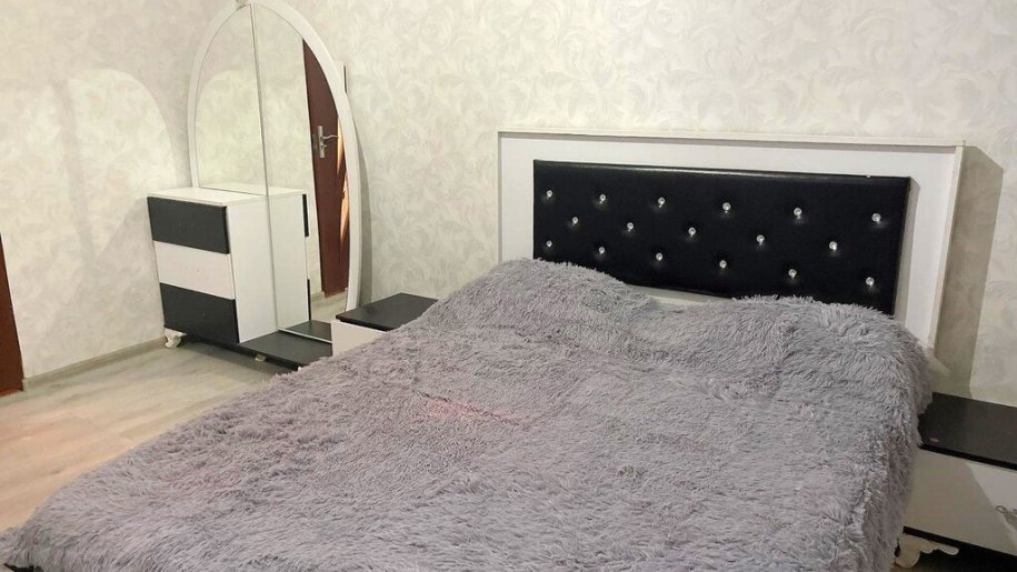 Satılır 3 otaqlı köhnə tikili, 85 m², Nəriman Nərimanov m.-9