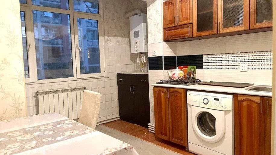 Satılır 3 otaqlı köhnə tikili, 85 m², Nəriman Nərimanov m.-11