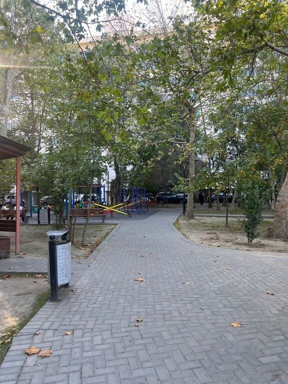 Satılır 3 otaqlı köhnə tikili, 85 m², Azadlıq Prospekti m.-6