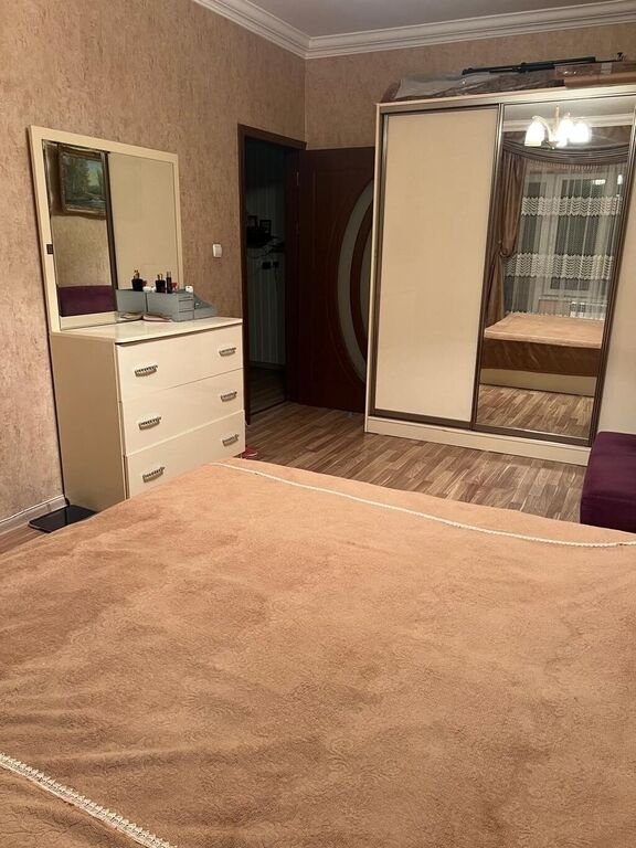 Satılır 3 otaqlı köhnə tikili, 85 m², Azadlıq Prospekti m.-11
