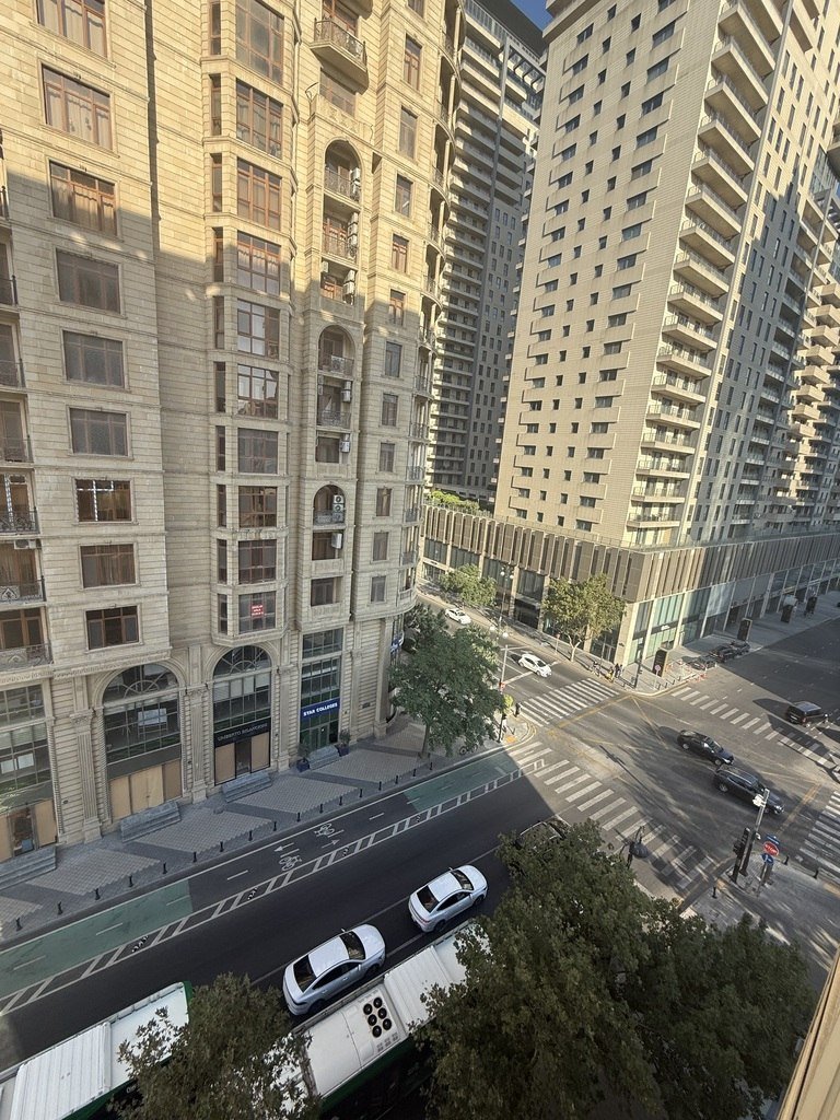Kirayə verilir 2 otaqlı yeni tikili, 85 m², 28 May m.-3