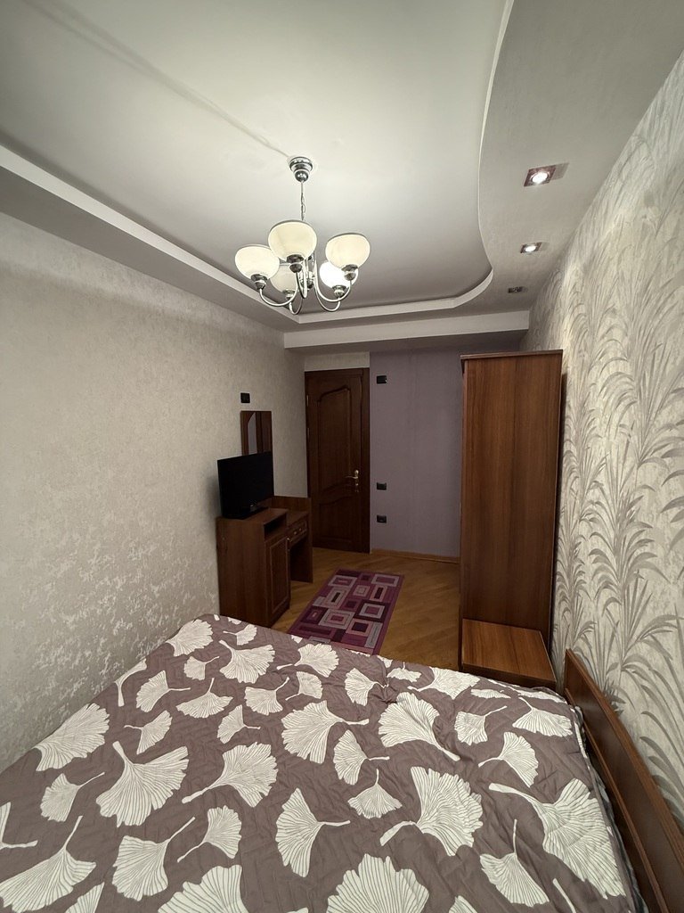 Kirayə verilir 2 otaqlı yeni tikili, 85 m², 28 May m.-9