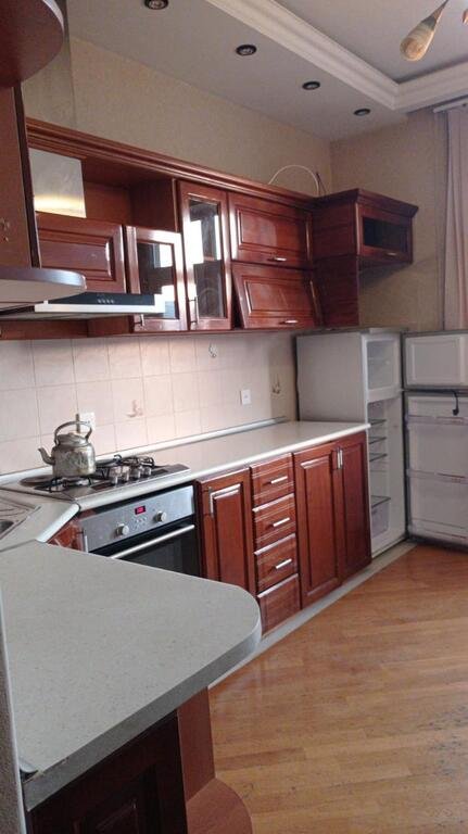 Kirayə verilir 2 otaqlı yeni tikili, 85 m², 8 noyabr-2