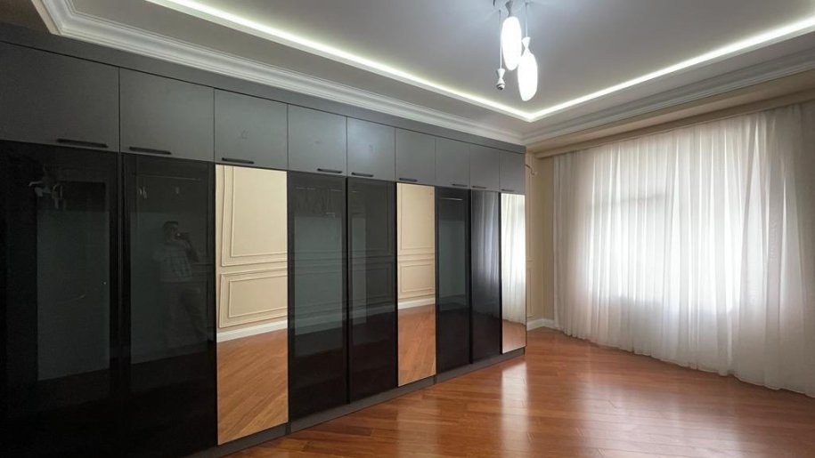 Satılır 4 otaqlı yeni tikili, 200 m², Xətai-13