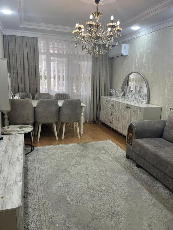 Satılır 3 otaqlı köhnə tikili, 70 m², Həzi Aslanov m.-1