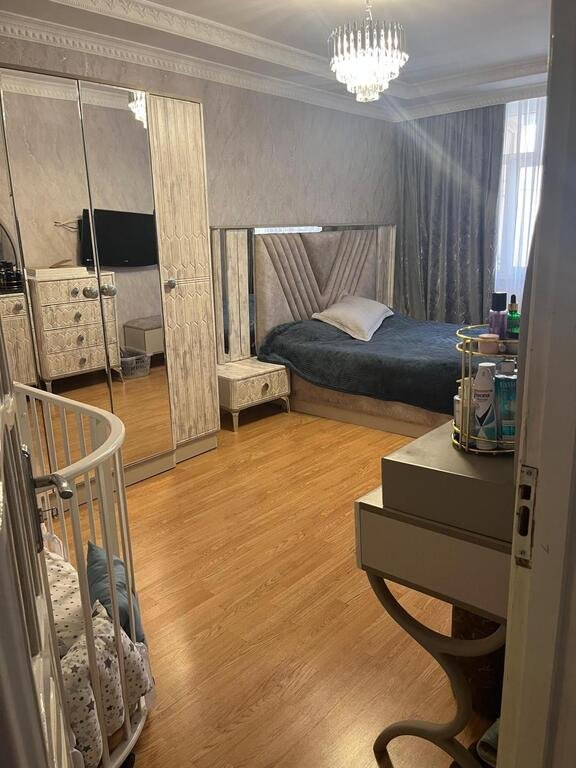 Satılır 3 otaqlı köhnə tikili, 70 m², Həzi Aslanov m.-4