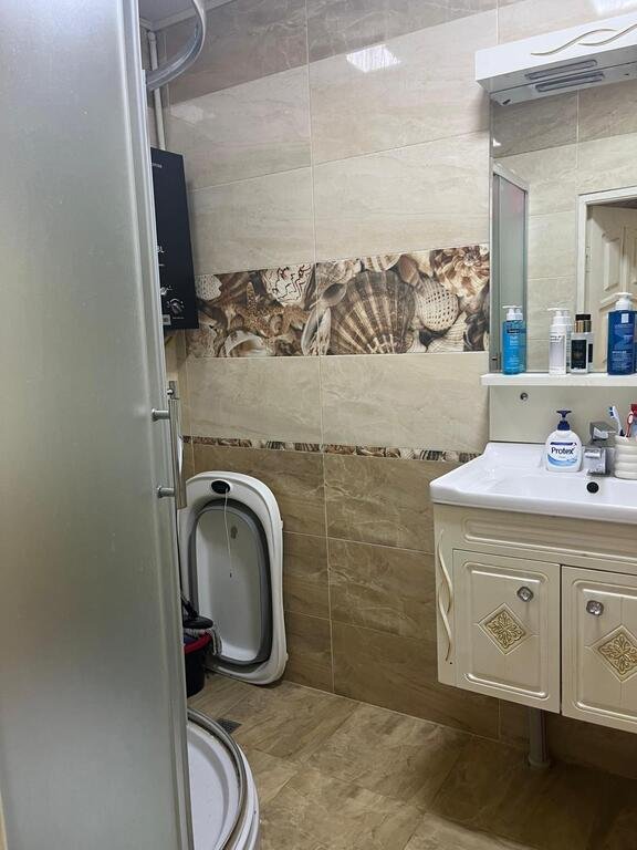 Satılır 3 otaqlı köhnə tikili, 70 m², Həzi Aslanov m.-9
